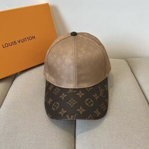 <AUTHENTIC>Louis Vuitton Hat